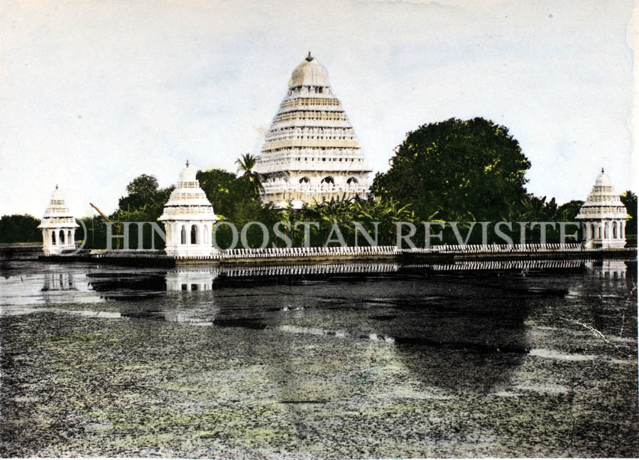 /data/Original Prints/Topography Views, City Views, Landscapes/TEPPAKOLAM MADURA.jpg